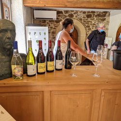 Tasting room.
