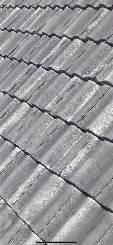 Slide of J. Mendez Roofing