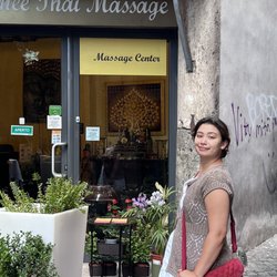 Rung Arun Thai Massage Center - Cute place and very clean inside..
