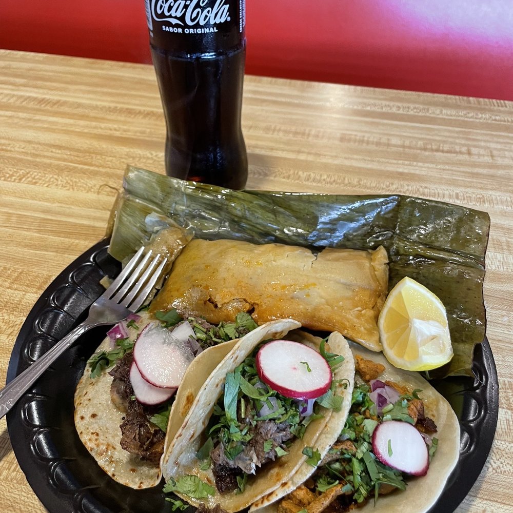 Las Lupitas - 2x Cabeza 1x Pastor tacos, Pork Tamale - Mexican Near Me - North Charleston, South Carolina
