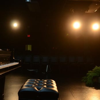 Vero Voce - Vero Voce Theater - Performing Arts Near Me - St Charles, Illinois