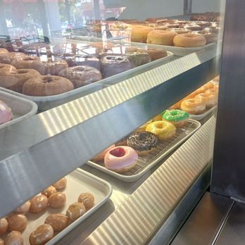 AM Donut & Yogurt - Yummo! - Donuts Near Me - Monrovia, California