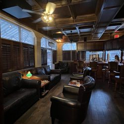 Bruton's Cigar Shop