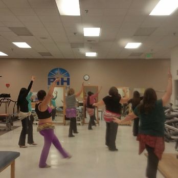 Bellydance Class With Raquel - Dance Schools Near Me - Downey, California