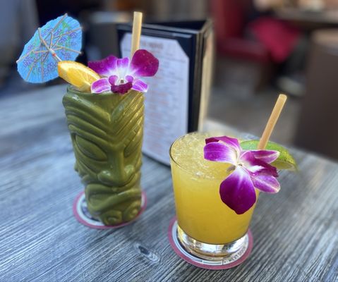 Hula's Island Grill by null