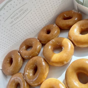 Krispy Kreme - Glazed dozen - Donuts Near Me - Clarksville, Tennessee