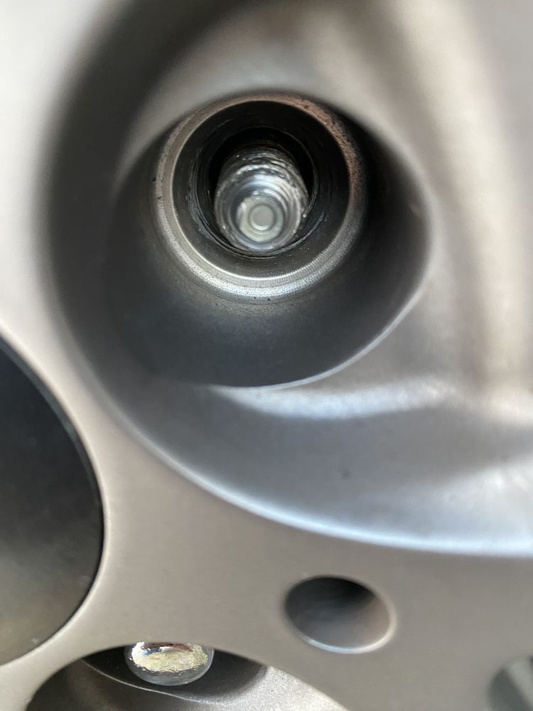 LOS REYES TIRE SHOP Updated October 2024 18 Photos & 51 Reviews