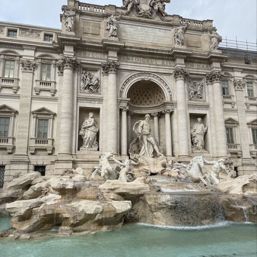 Fontana di Trevi - Landmarks & Historical Buildings Near Me - Rome, RM Fontana di Trevi - Landmarks & Historical Buildings Near Me - Rome, RM