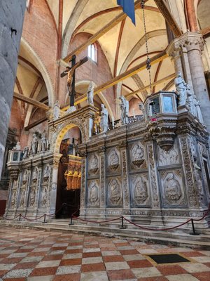 Santa Maria Gloriosa dei Frari by null