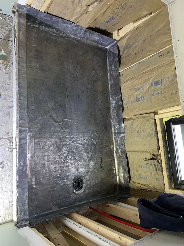 Slide of Pllumai Contracting