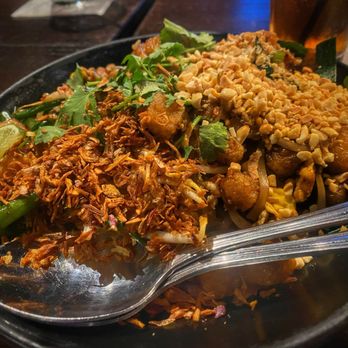 P.F. Chang's - Pad Thai w/tofu - Asian Fusion Near Me - Tampa, Florida P.F. Chang's - Pad Thai w/tofu - Asian Fusion Near Me - Tampa, Florida