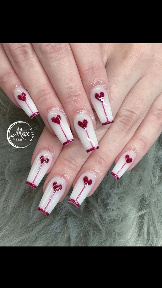 MAX NAILS IN GRESHAM 40 Photos & 21 Reviews 160 NW Burnside Rd