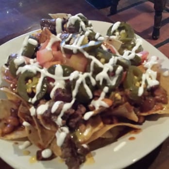 Cincinnati Bar & Grill - $5 steak nachos They' re delicious !!! - Cocktail Bars Near Me - El Paso, Texas