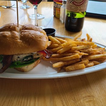 Boat Club Restaurant & Bar - Chicken sandwich with fries - Seafood Near Me - Duluth, Minnesota