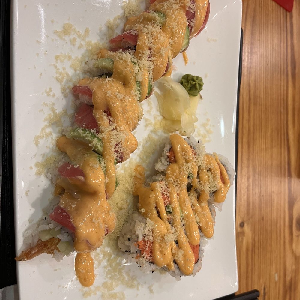 Lava Roll and Spicy Tuna Roll Lava Roll and Spicy Tuna Roll