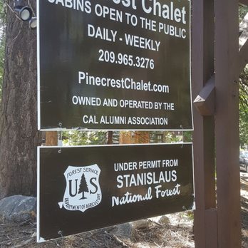 Pinecrest Chalet - Entrance sign - Hotels Near Me - Pinecrest, California