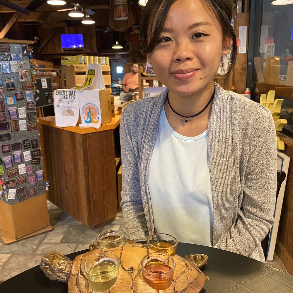 Florida Orange Groves Winery - Wine tasting - Wine Bars Near Me - South Pasadena, Florida