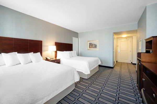 Hampton Inn & Suites Providence Downtown by null