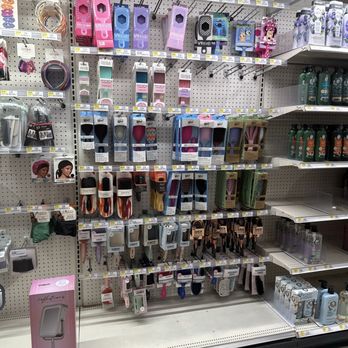 Target - Department Stores Near Me - Enfield, Connecticut