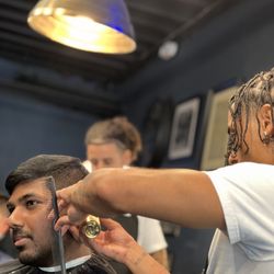 American Barber - Book with twan!