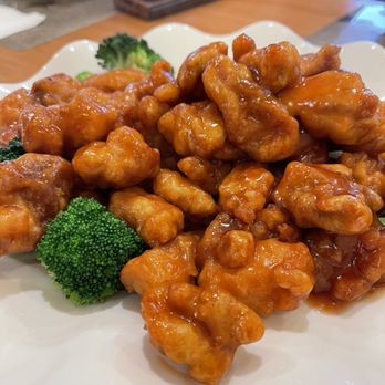 Ginkgo Chinese Restaurant - Orange chicken - Chinese Near Me - Claremont, California