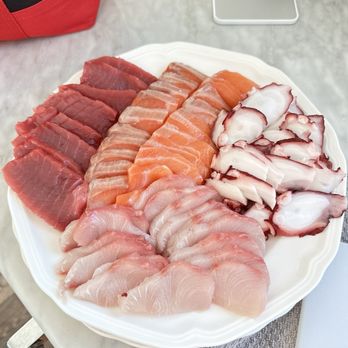 Tokyo Fish Market - Seafood Markets Near Me - Berkeley, California