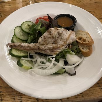 Foster's Kitchen - Large Garden Salad with Ono Fish - American Near Me - Kailua-Kona, Hawaii