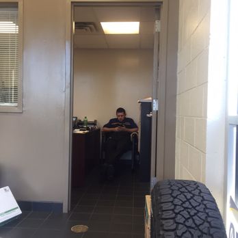 Goodyear Auto Service - This shouldn't be happening with customers waiting. - Tires Near Me - Lexington, South Carolina Goodyear Auto Service - This shouldn't be happening with customers waiting. - Tires Near Me - Lexington, South Carolina