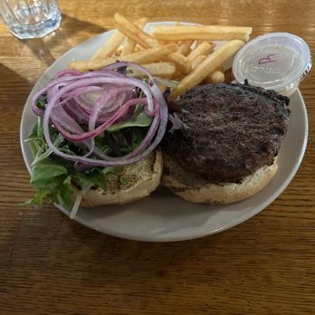 Amici Berkshires - Medium burger cooked to death - Italian Near Me - West Stockbridge, Massachusetts