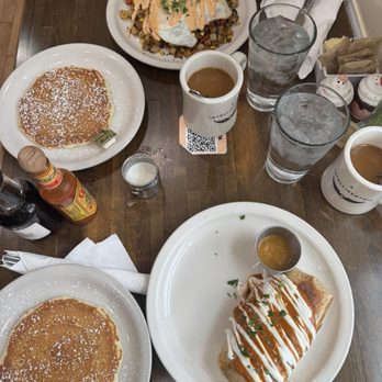 Breakfast House - BREAKFAST BURRITO & CHORIZO HASH - Breakfast & Brunch Near Me - Chicago, Illinois Breakfast House - BREAKFAST BURRITO & CHORIZO HASH - Breakfast & Brunch Near Me - Chicago, Illinois