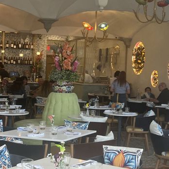 Limoncello - Interior - Italian Near Me - La Mesa, California Limoncello - Interior - Italian Near Me - La Mesa, California