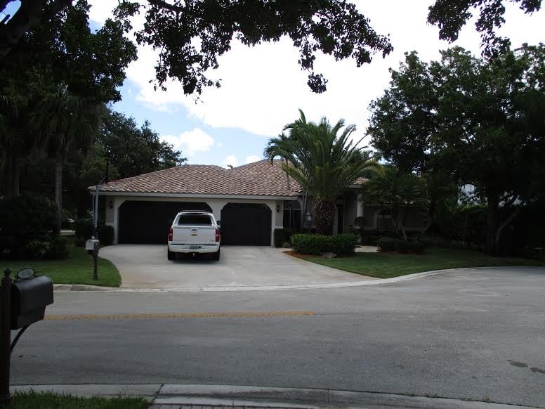 Slide of Heron Bay Roofing