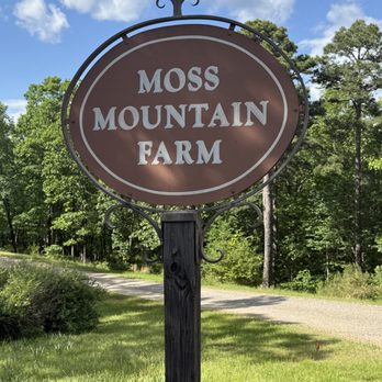 Moss Mountain Farm Weddings - Venues & Event Spaces Near Me - Roland, Arkansas