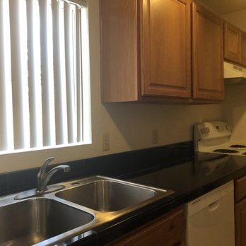 Linden Terrace - Kitchen - Apartments Near Me - Tucson, Arizona