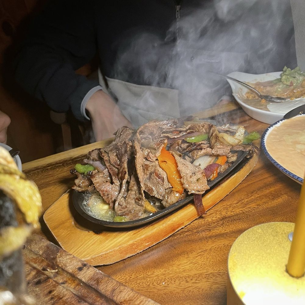 Felipe's - Steak fajita - Mexican Near Me - Palm Springs, California