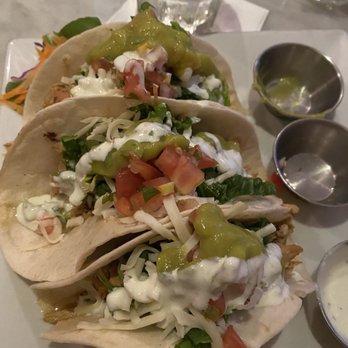 La Madre - Tacos de pollo - Bars Near Me - San Juan, Puerto Rico