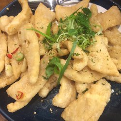 Sammy's Kitchen - Pepper salted chili calamari