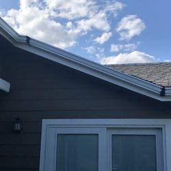 All Seasons Gutters & Downspouts - Looks broken to me and others who have looked at it but this is the way it's done according to Owner Mark.