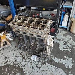 Fred's Complete Auto Repair - Old engine