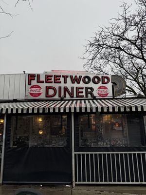 Fleetwood Diner by null