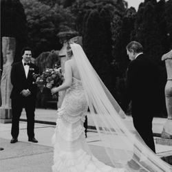 Nicole Bridal & Formal Shoppe