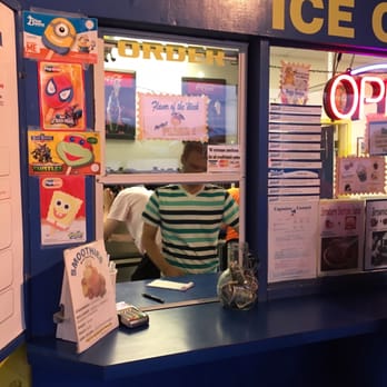 Captain Custard - Ice Cream & Frozen Yogurt Near Me - Grand Haven, Michigan Captain Custard - Ice Cream & Frozen Yogurt Near Me - Grand Haven, Michigan