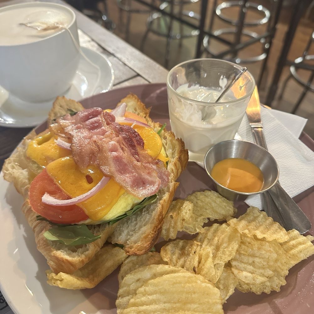 Aperture Coffee Bar - Aperture breakfast - Cafes Near Me - Vancouver, British Columbia Aperture Coffee Bar - Aperture breakfast - Cafes Near Me - Vancouver, British Columbia