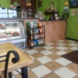 Little Pops Pizza - Inside little pops pizza.