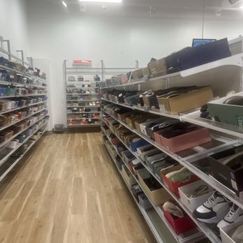 Marshalls - Shoes! - Department Stores Near Me - Saint Louis, Missouri