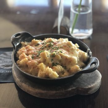 Six Seven Restaurant - Mac & Cheese - New American Near Me - Seattle, Washington