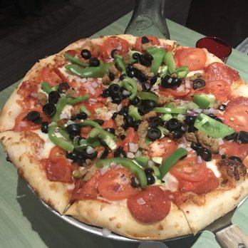 Zeeks Pizza - Pizza Near Me - Kirkland, Washington
