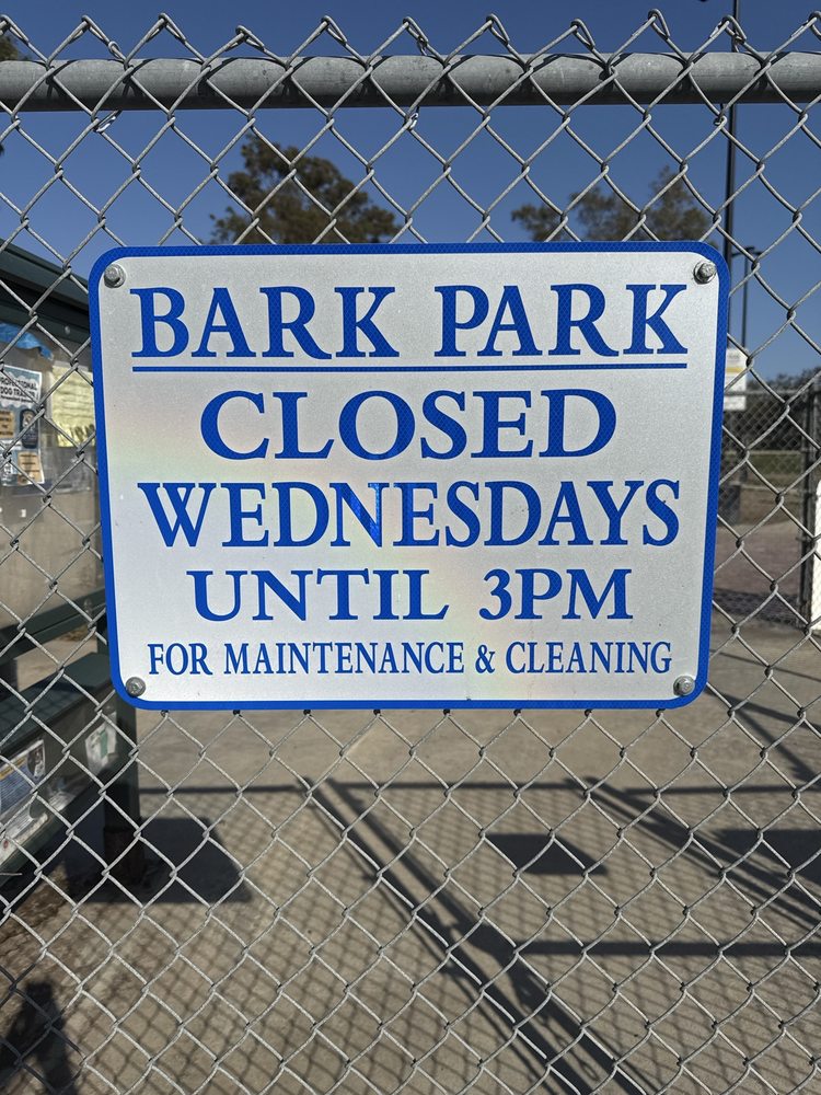 Bark Park Logo