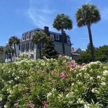 Old Walled City Tours - The Battery - Walking Tours Near Me - Charleston, South Carolina Old Walled City Tours - The Battery - Walking Tours Near Me - Charleston, South Carolina