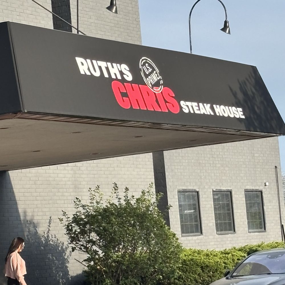 Ruth's Chris Steak House - Outside - Seafood Near Me - Northbrook, Illinois Ruth's Chris Steak House - Outside - Seafood Near Me - Northbrook, Illinois